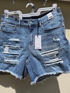 Judy Blue NWT Blue Denim Shorts Mid Rise Distressed - Style # JB150122 Size 1XL